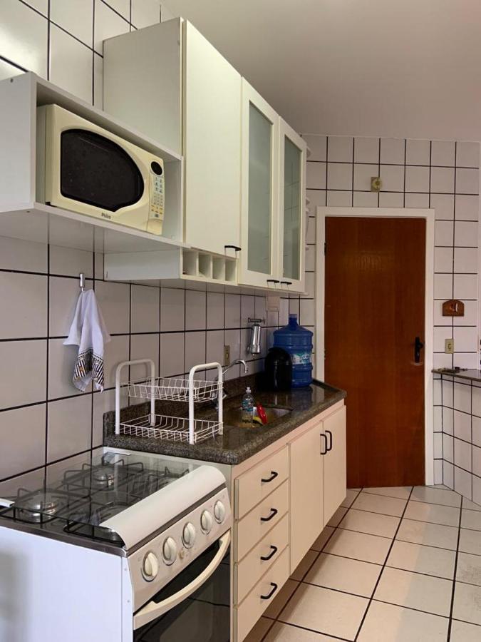 Apartamento Pe Na Areia E Aguas Tranquilas No Centro De Гуарапари Экстерьер фото